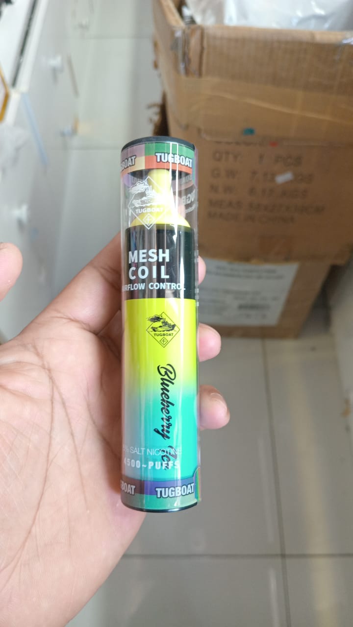 سيجارة إلكترونية Tugboat EVO للاستخدام مرة واحدة بسعة 4500 نفخة
